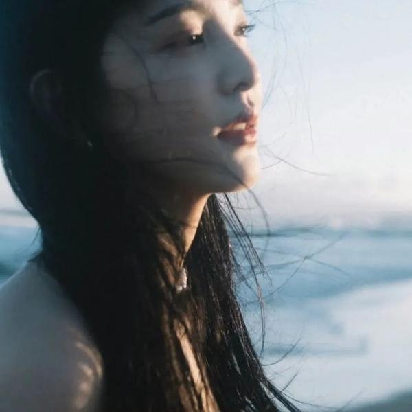 暑期何漫漫海报